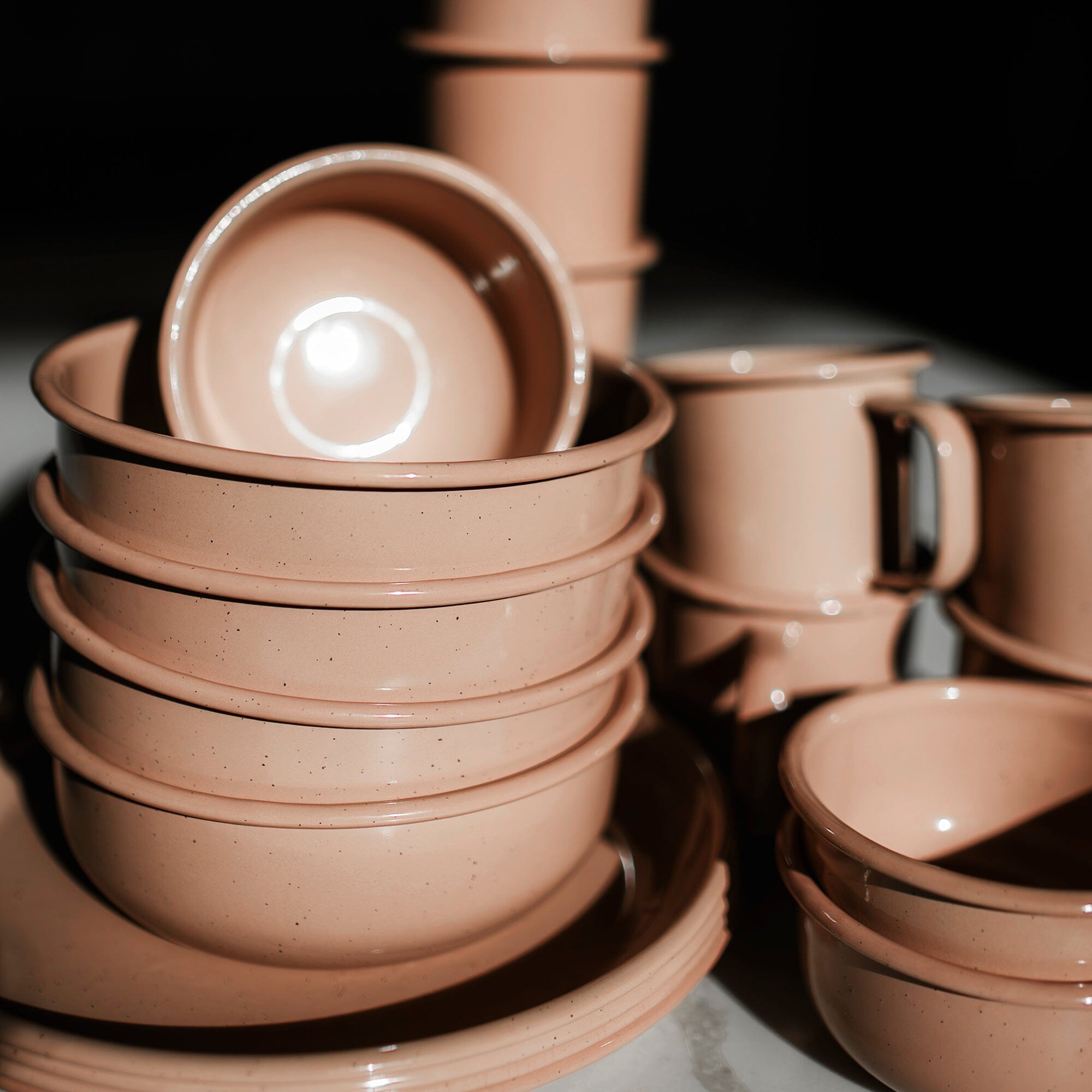 Rolled Enamelware Bowl Set